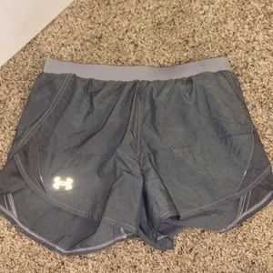 Gray, Womens small, under armour shorts 🩳